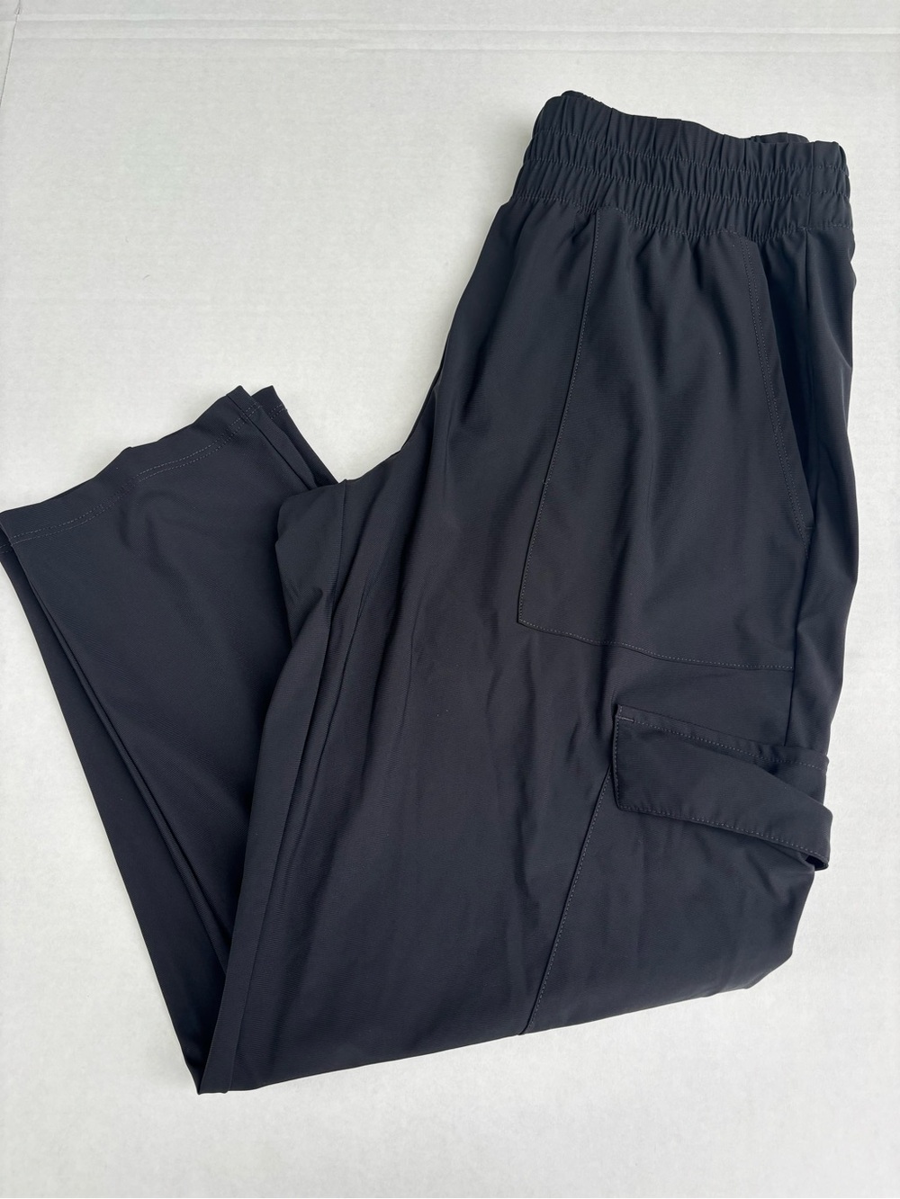 Old Navy SleekTech Go-Dry Black Activewear Pants w/ Pockets! Womens Small Petite